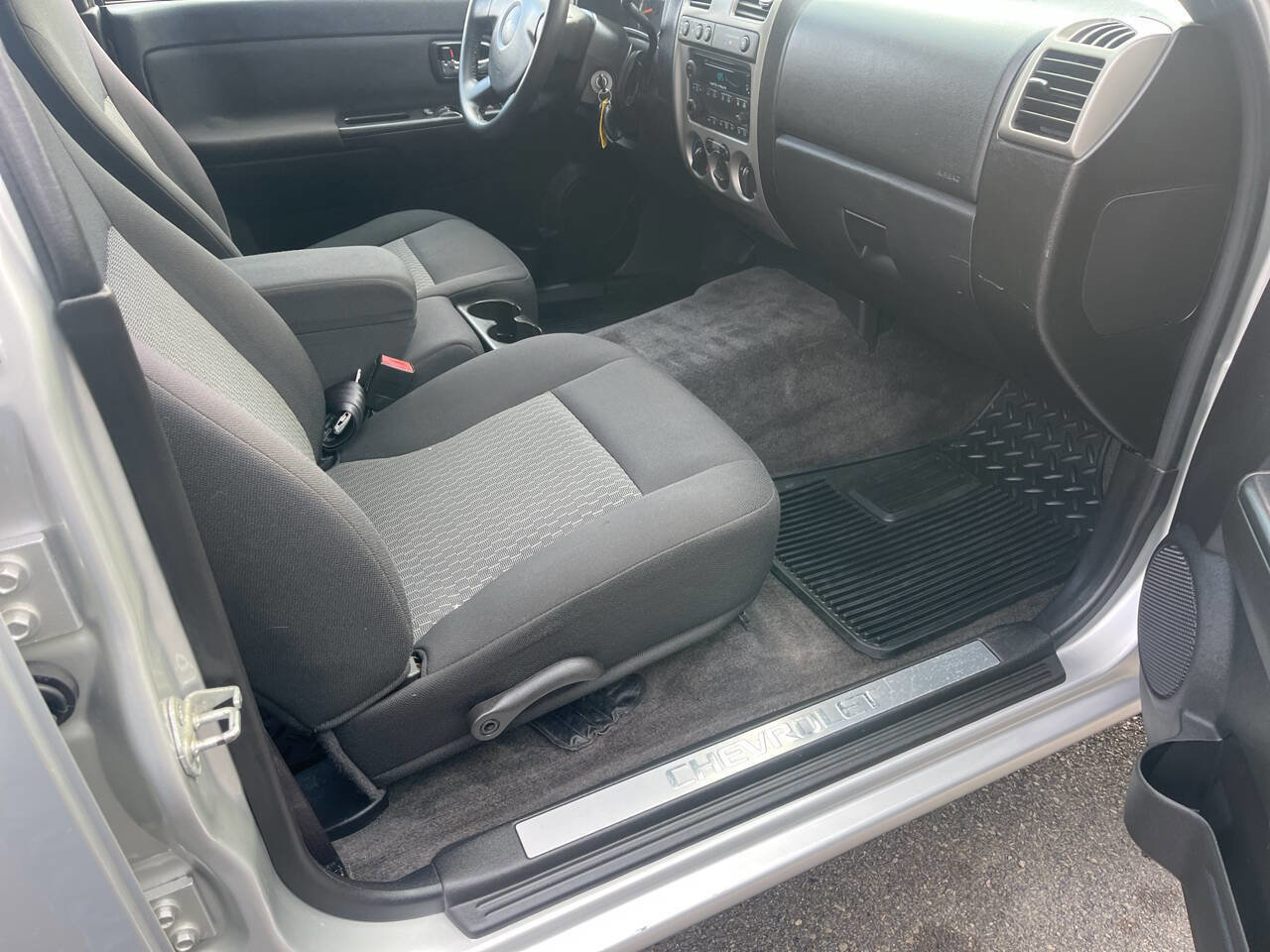 Used 2010 Chevrolet Colorado LT image 26