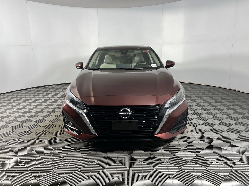 Used 2024 Nissan Altima 2.5 SL image 9