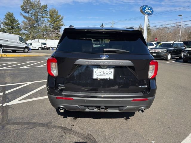 Used 2023 Ford Explorer XLT w/ Equipment Group 202A AWD/4WD image 6