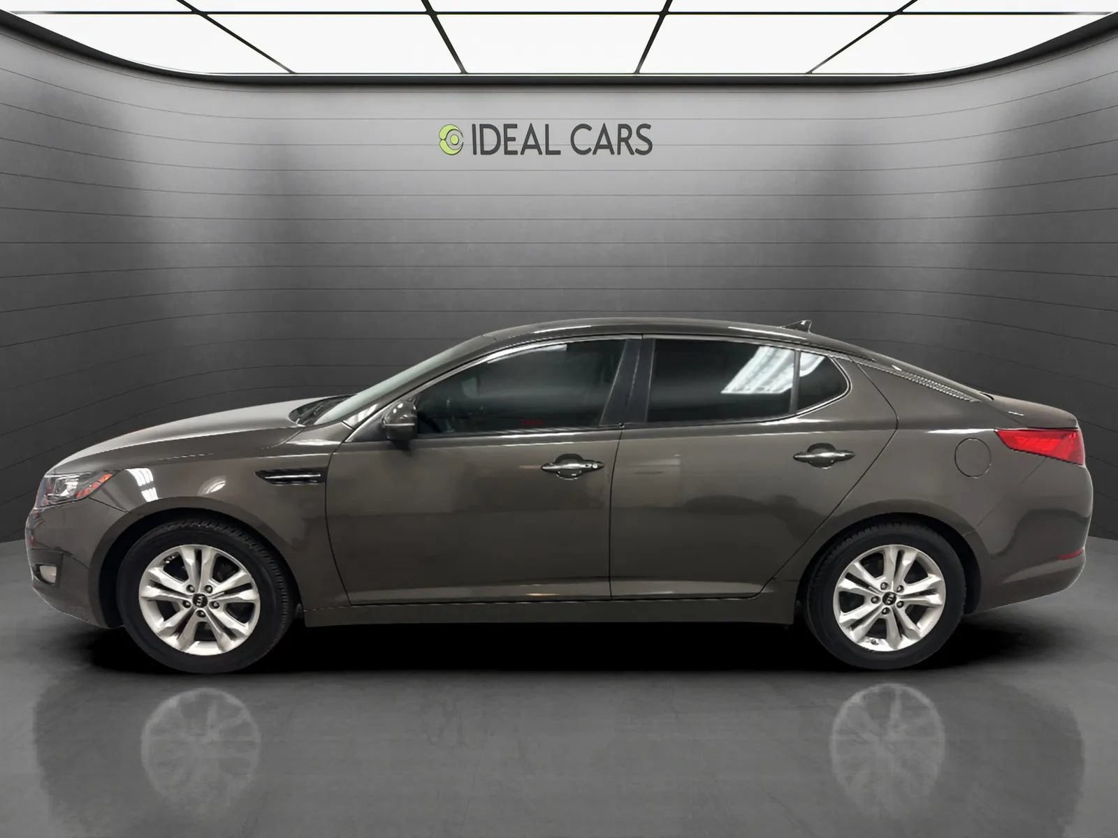 Used 2011 Kia Optima EX FWD image 8