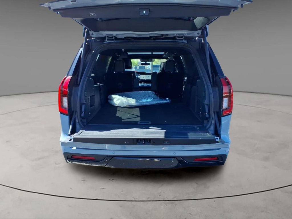 New 2026 Ford Expedition Max Platinum image 8