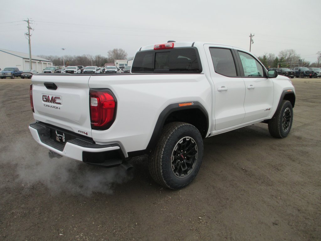 New 2026 GMC Canyon AT4 image 4