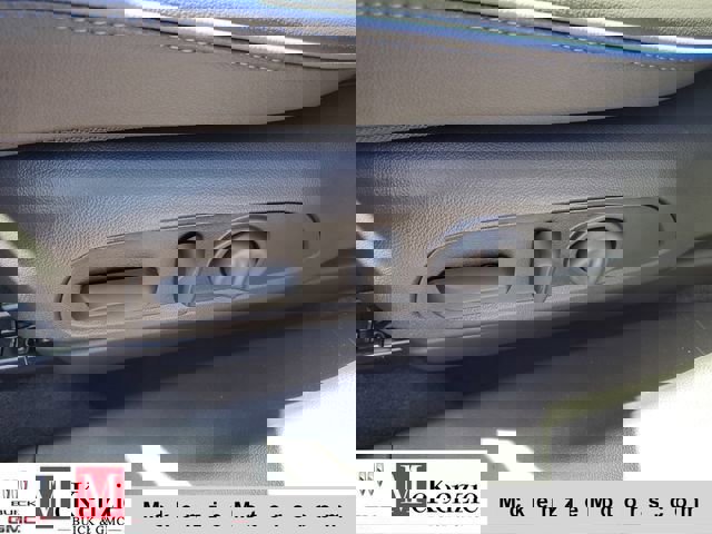 New 2026 Buick Encore GX Sport Touring w/ Comfort Package FWD image 7