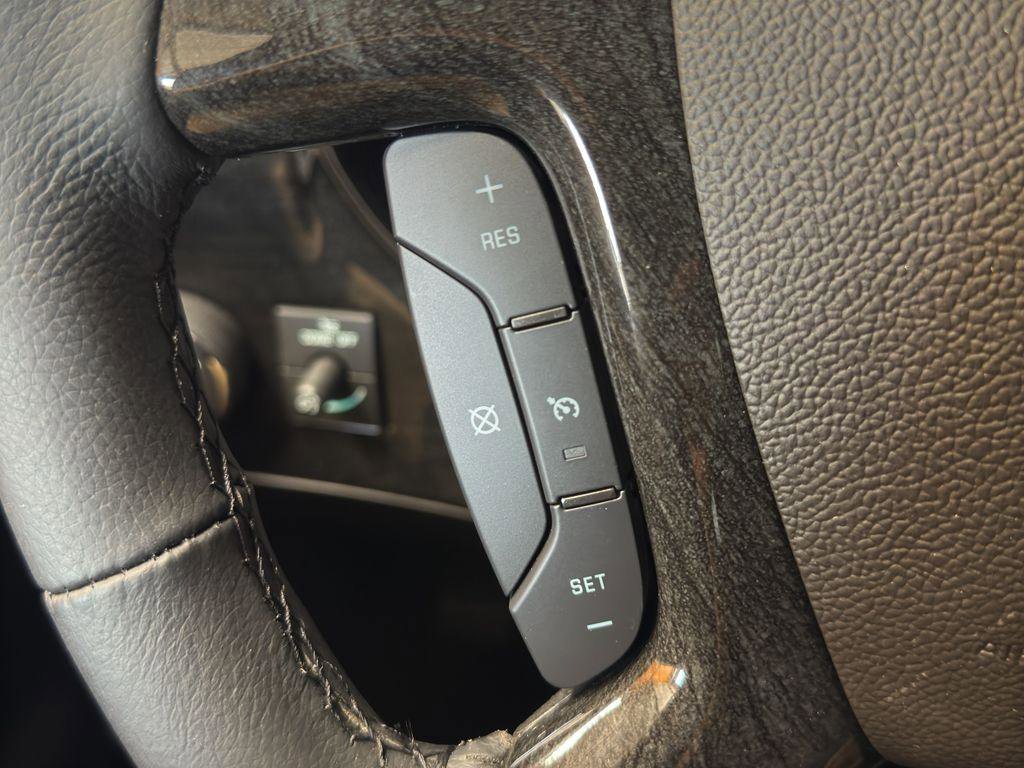 New 2025 Chevrolet Express 2500 w/ Driver Convenience Package image 36