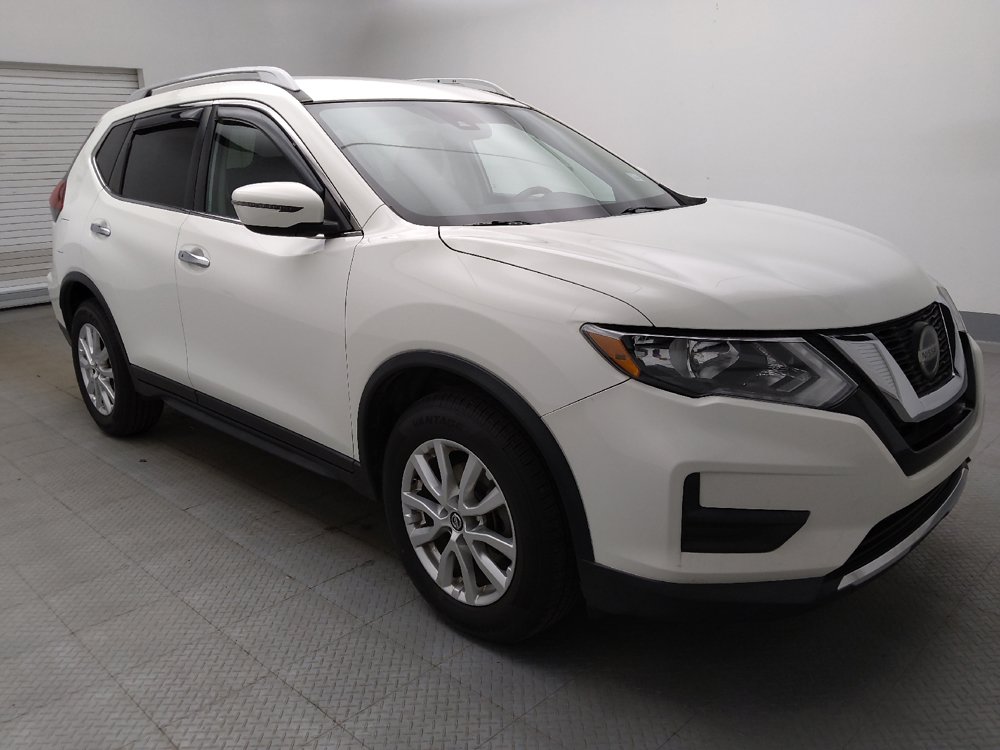 Used 2020 Nissan Rogue SV FWD image 11