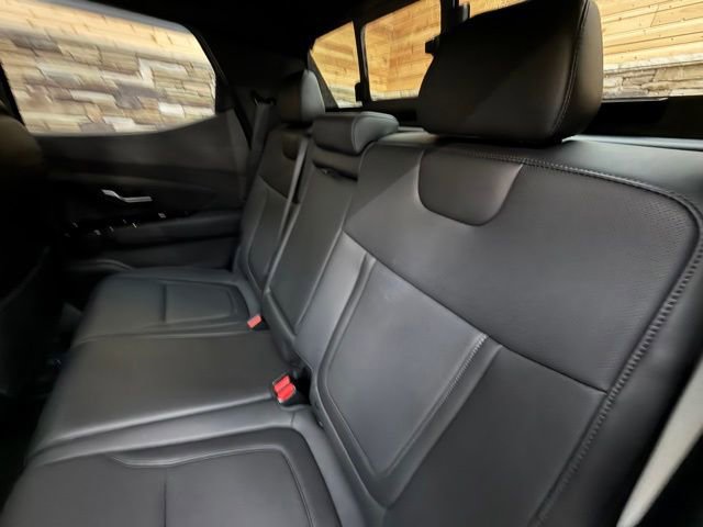 Used 2025 Hyundai Santa Cruz SEL AWD/4WD image 29