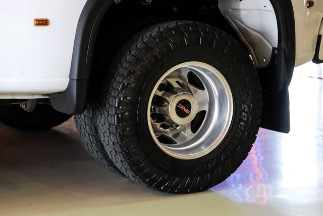 Used 2022 GMC Sierra 3500 Denali AWD/4WD image 44