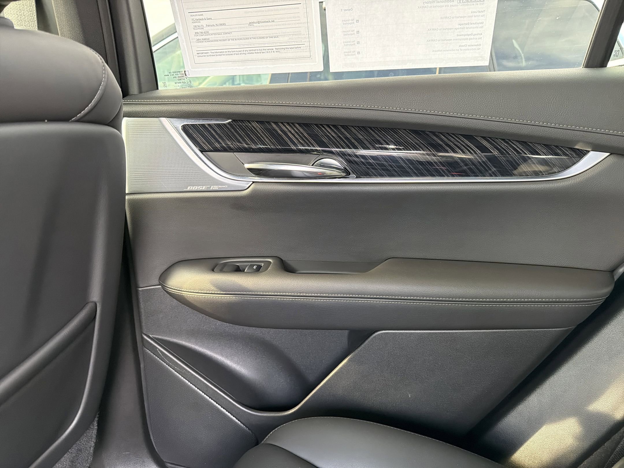 Certified 2025 Cadillac XT6 Premium Luxury image 28