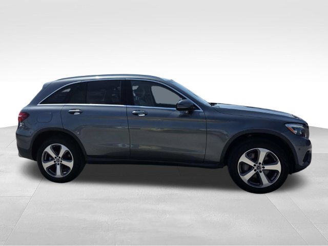 Used 2018 Mercedes-Benz GLC 300 image 2