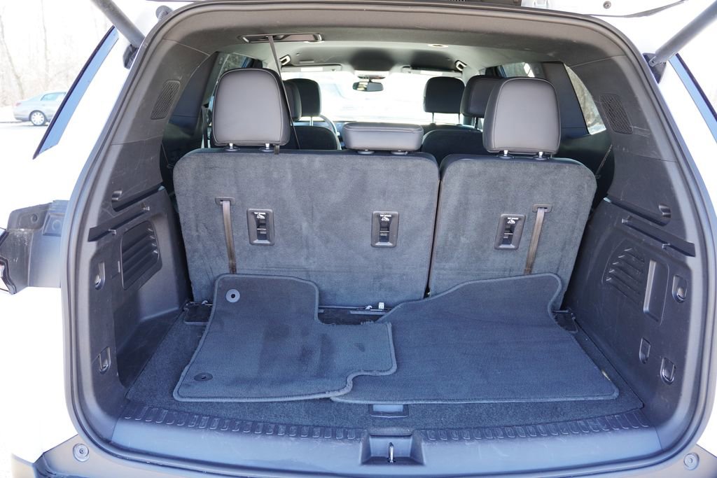 Certified 2025 Buick Enclave Preferred image 21