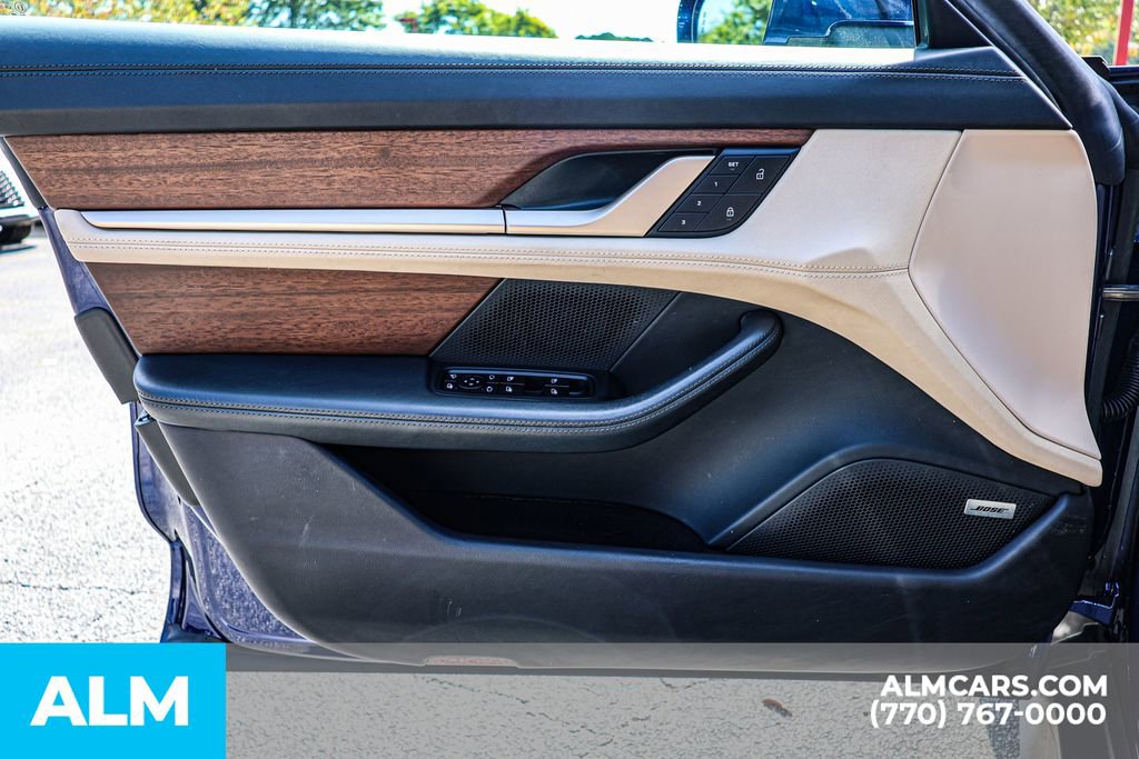 Used 2022 Porsche Taycan 4S image 48