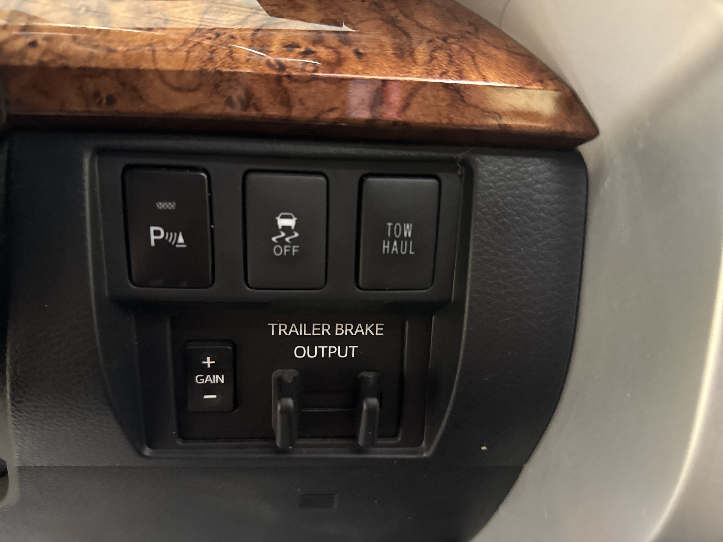 Used 2018 Toyota Tundra Platinum AWD/4WD image 31