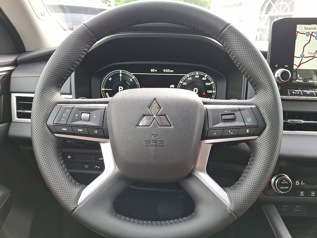 New 2025 Mitsubishi Outlander SE image 9