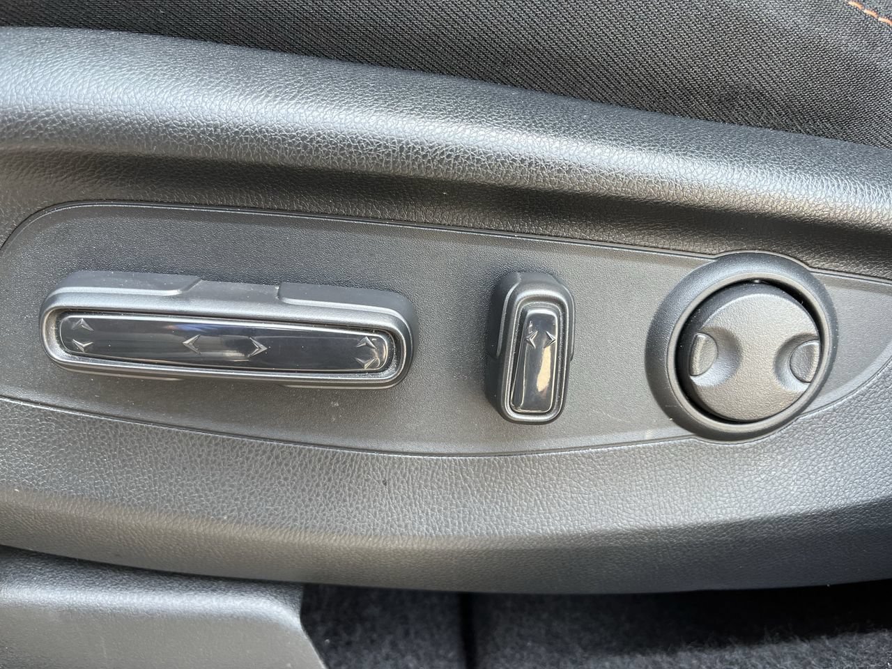 Used 2025 Honda CR-V Sport image 25
