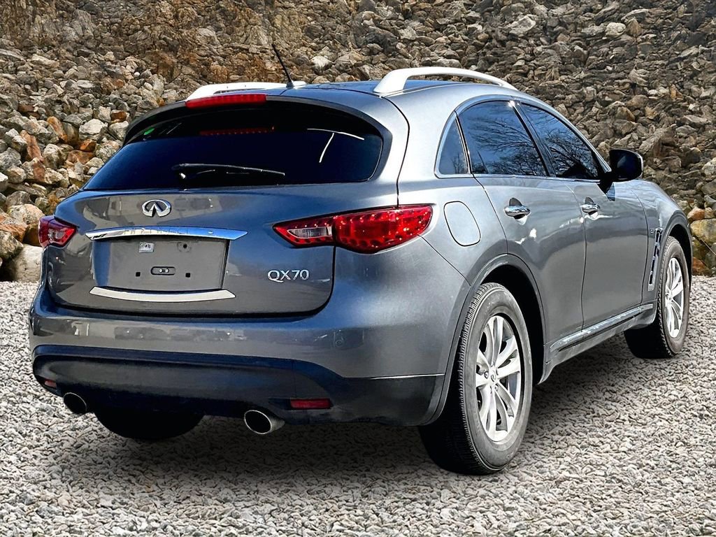 Used 2017 INFINITI QX70 AWD w/ Premium Package image 2