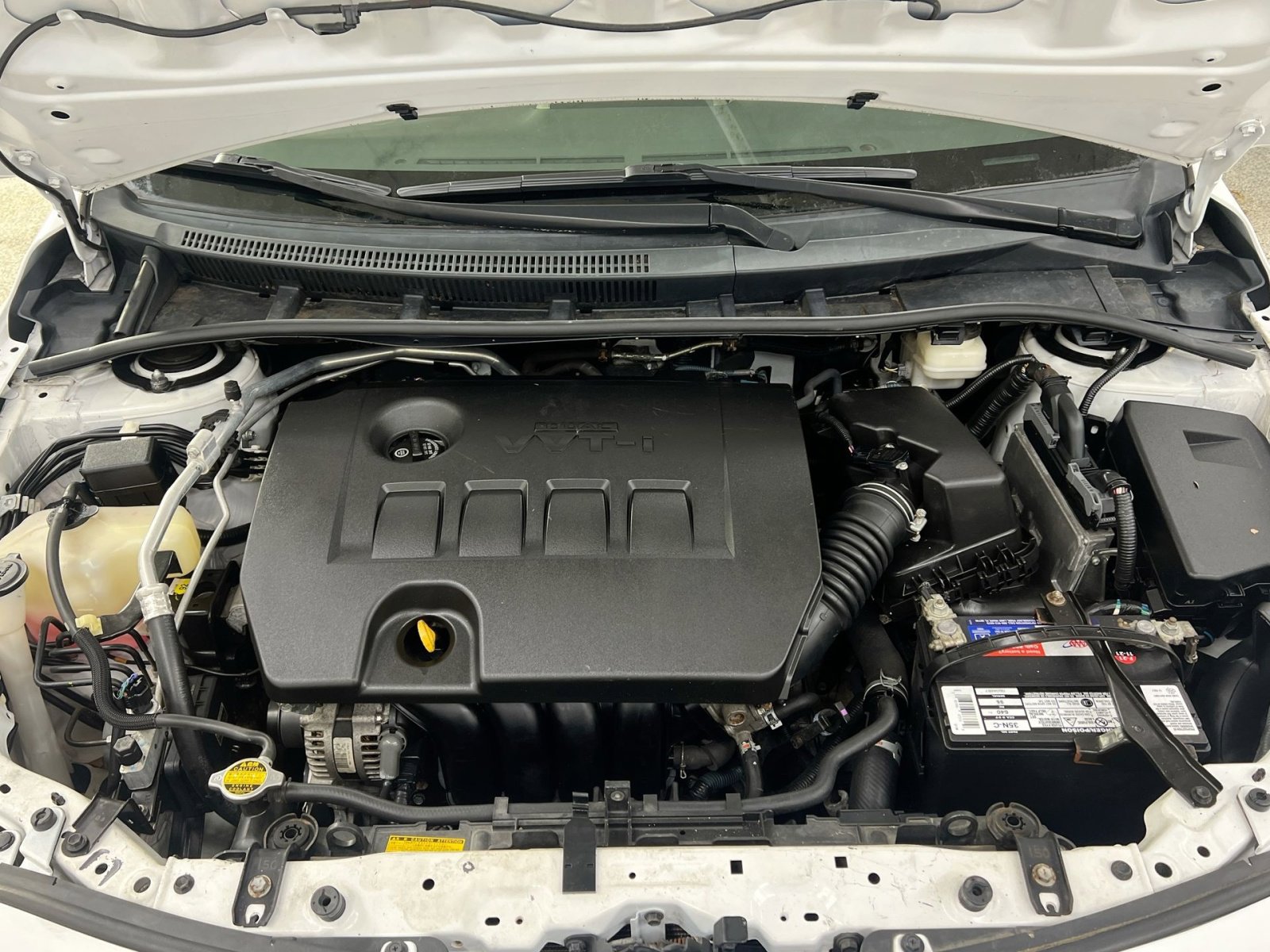 Used 2010 Toyota Corolla LE image 31