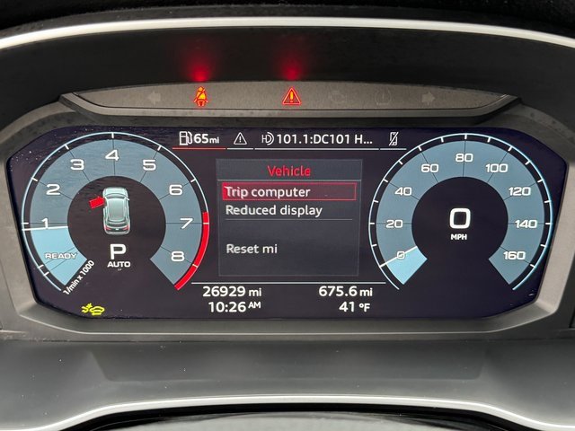 Used 2025 Audi Q3 2.0T Premium image 22