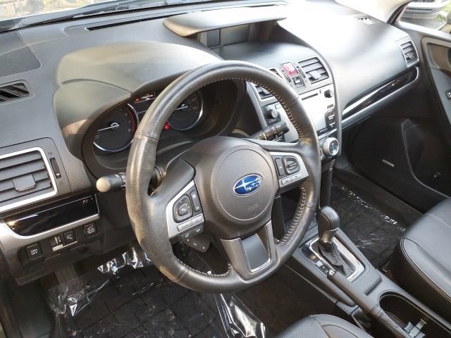 Used 2017 Subaru Forester 2.5i Touring AWD/4WD image 10