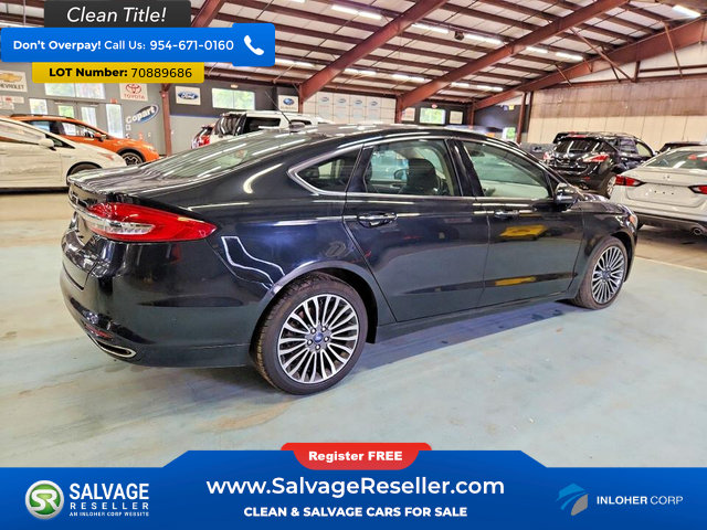 Used 2018 Ford Fusion SE w/ Fusion SE Technology Package AWD/4WD image 4