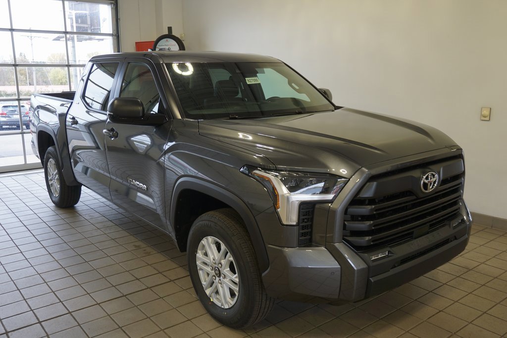 New 2026 Toyota Tundra SR5 image 2