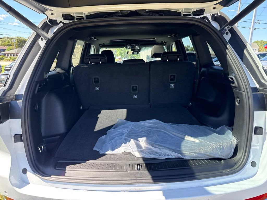 New 2027 Jeep Grand Cherokee Laredo X AWD/4WD image 23