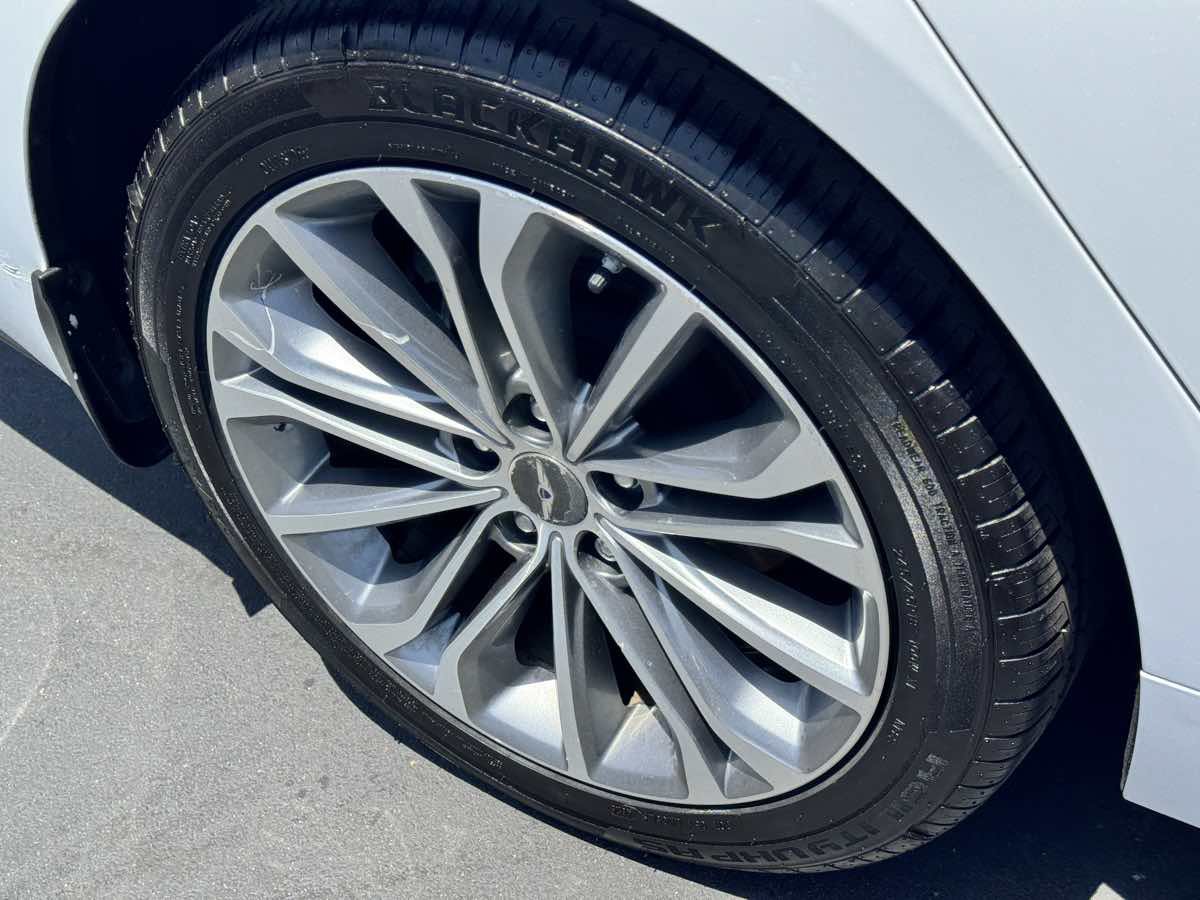 Used 2015 Hyundai Genesis 3.8 RWD image 21