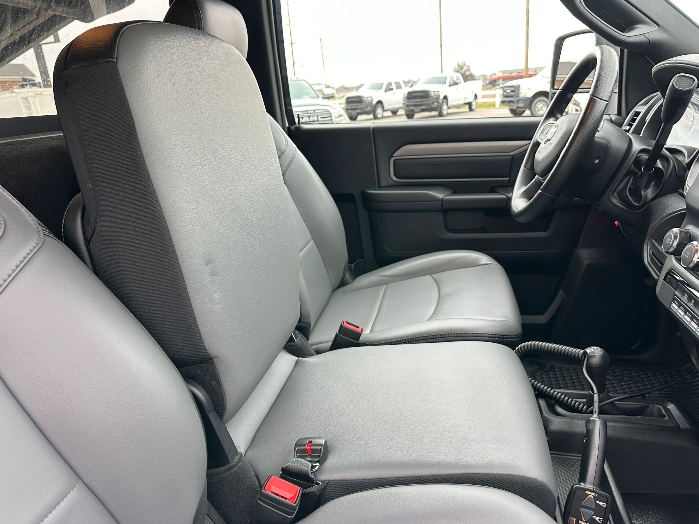 Used 2024 RAM 3500 Tradesman image 28