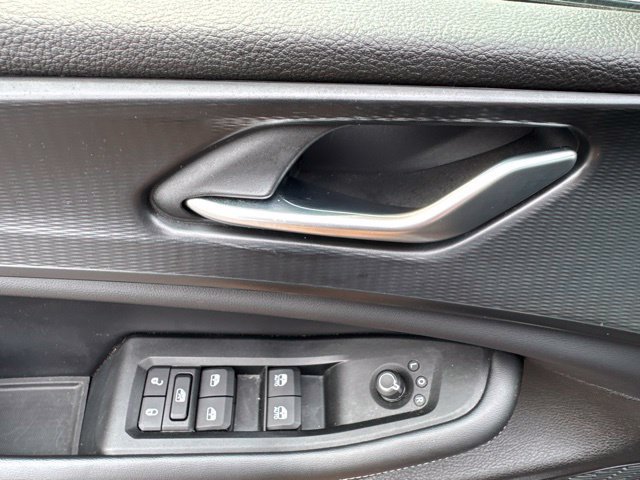 Used 2025 Jeep Grand Cherokee Laredo X w/ Luxury Tech Group I AWD/4WD image 42