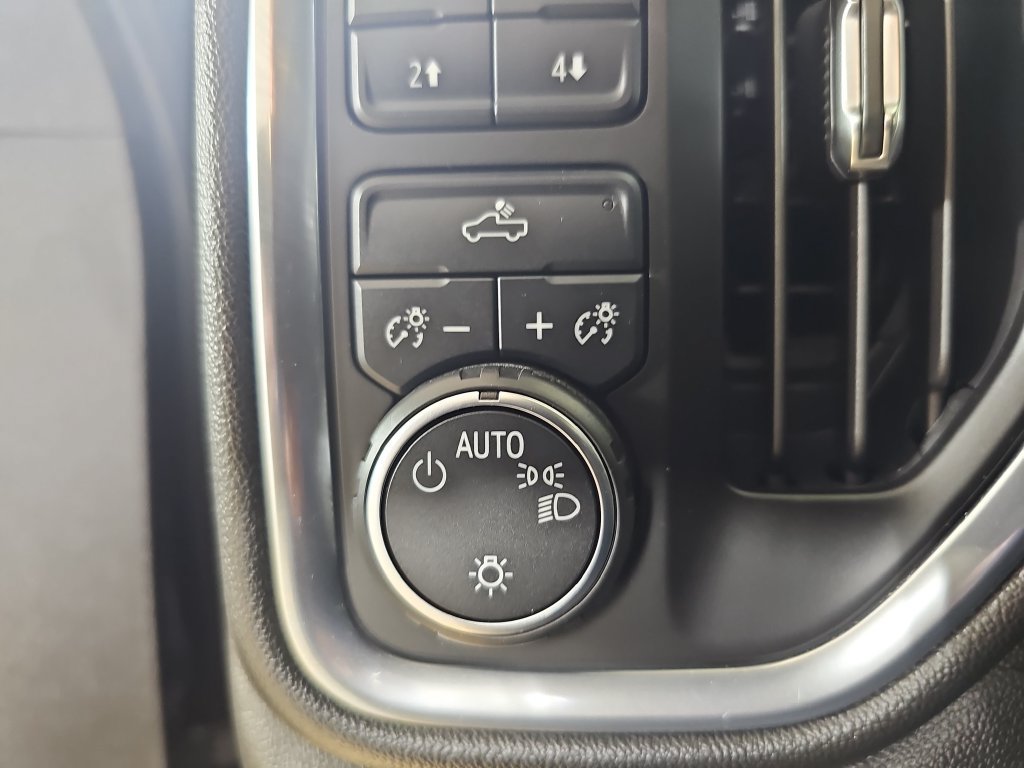 Used 2019 Chevrolet Silverado 1500 LT w/ All-Star Edition AWD/4WD image 31