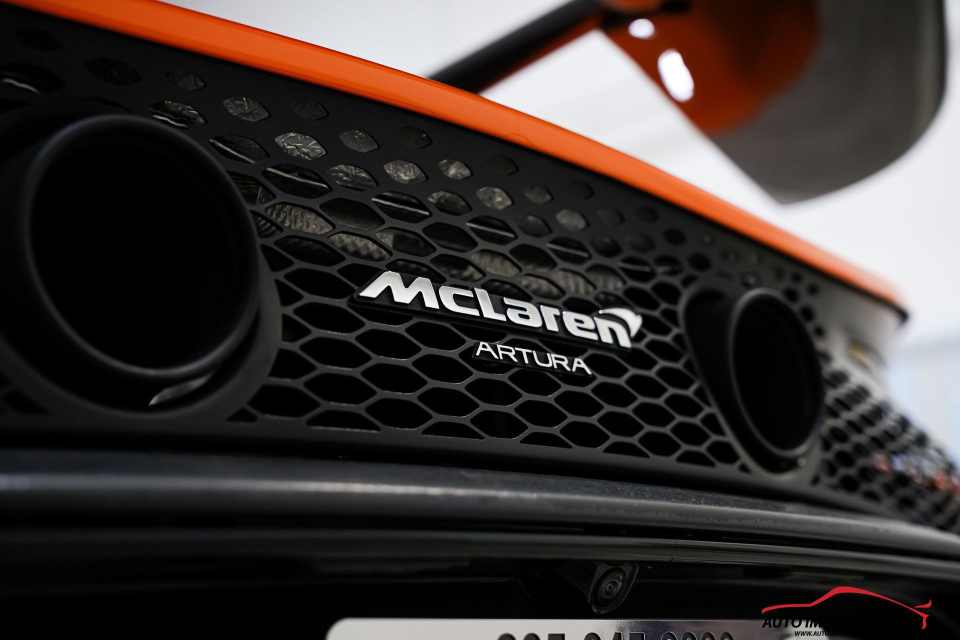 Used 2023 McLaren Artura image 20