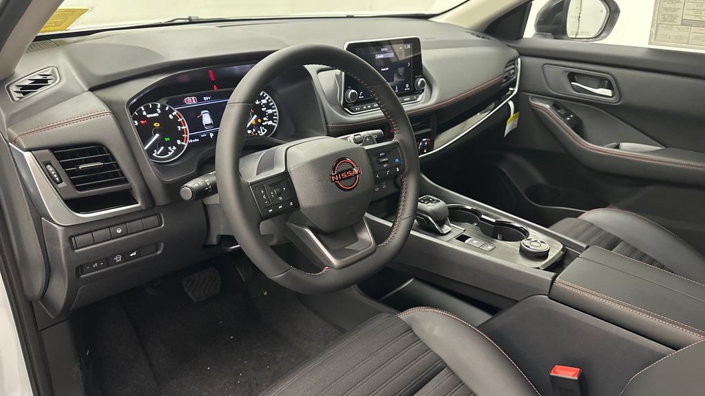 New 2026 Nissan Rogue SV AWD/4WD image 15