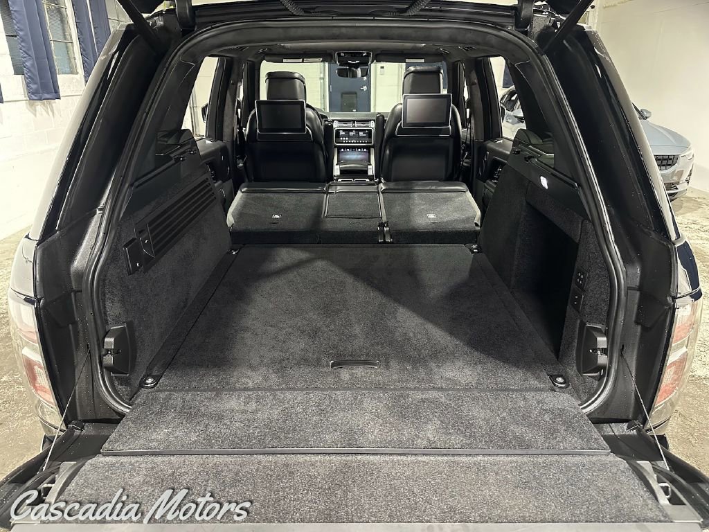 Used 2018 Land Rover Range Rover Autobiography image 11