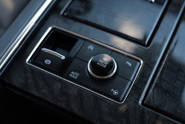 Used 2018 Lincoln Navigator L Select w/ Technology Package AWD/4WD image 34