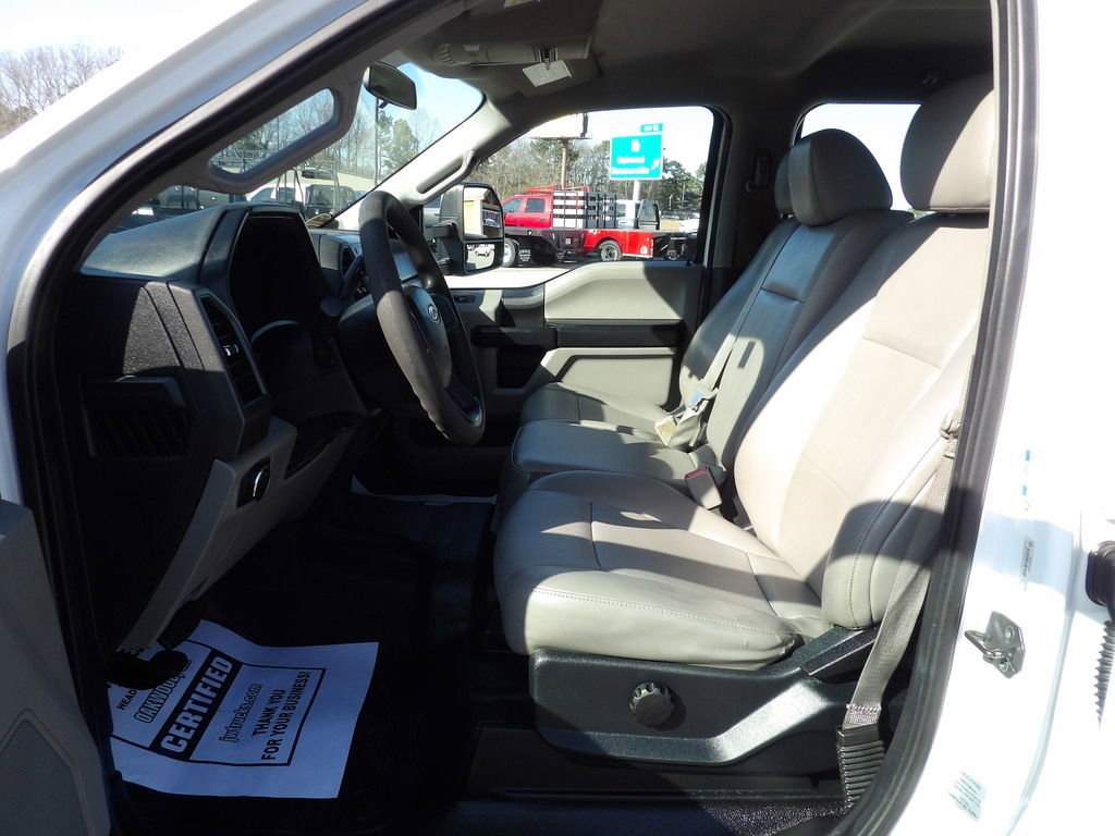 Used 2018 Ford F350 XL w/ Power Equipment Group image 17