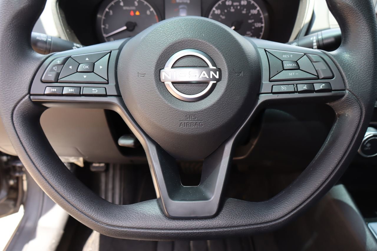 Used 2025 Nissan Altima 2.5 S FWD image 11