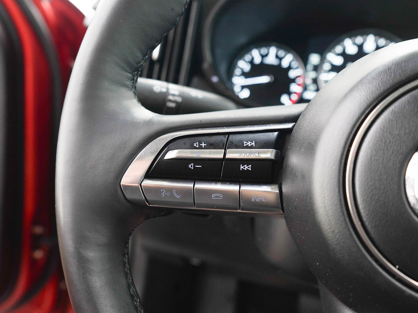 Used 2024 MAZDA CX-50 AWD 2.5 Turbo w/ Premium Pkg image 27