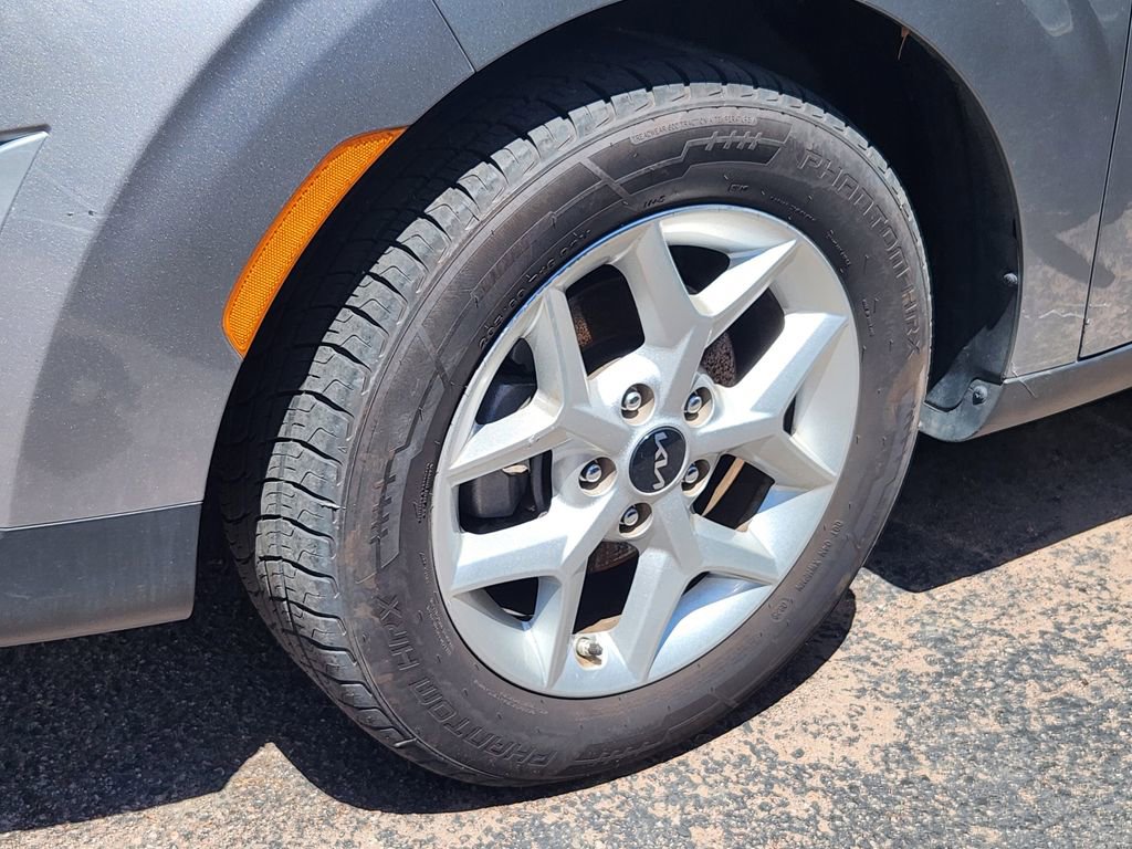 Certified 2023 Kia Soul LX w/ LX Technology Package FWD image 20