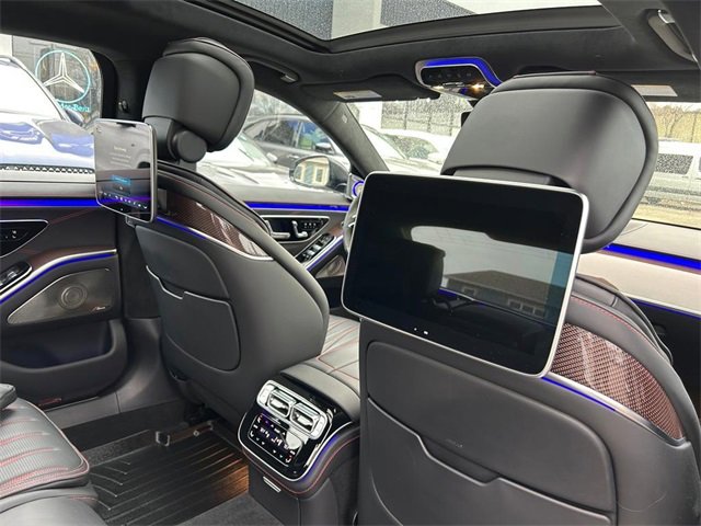 Used 2024 Mercedes-Benz S 63 AMG S image 28