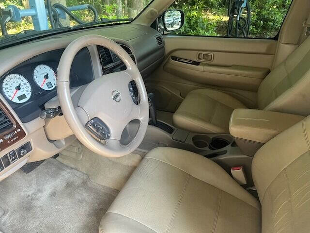 Used 2002 Nissan Pathfinder LE image 8