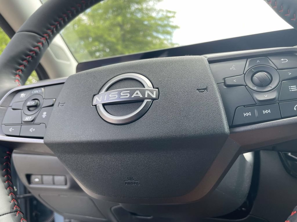 New 2026 Nissan Sentra SR w/ Floor Mat Package FWD image 20