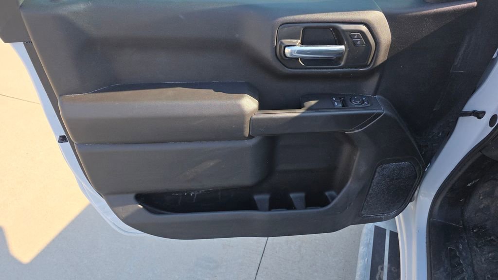 Used 2025 Chevrolet Silverado 1500 W/T image 13