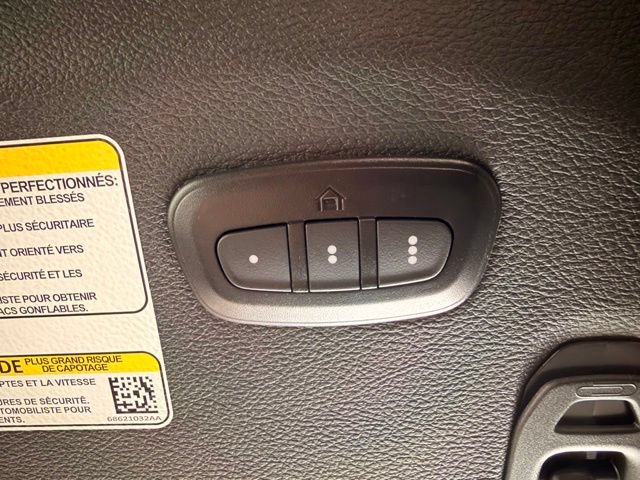Used 2024 Jeep Wrangler Unlimited Sahara w/ Technology Group AWD/4WD image 49