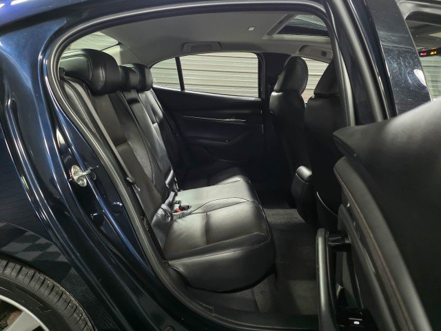 Used 2021 MAZDA MAZDA3 s image 16