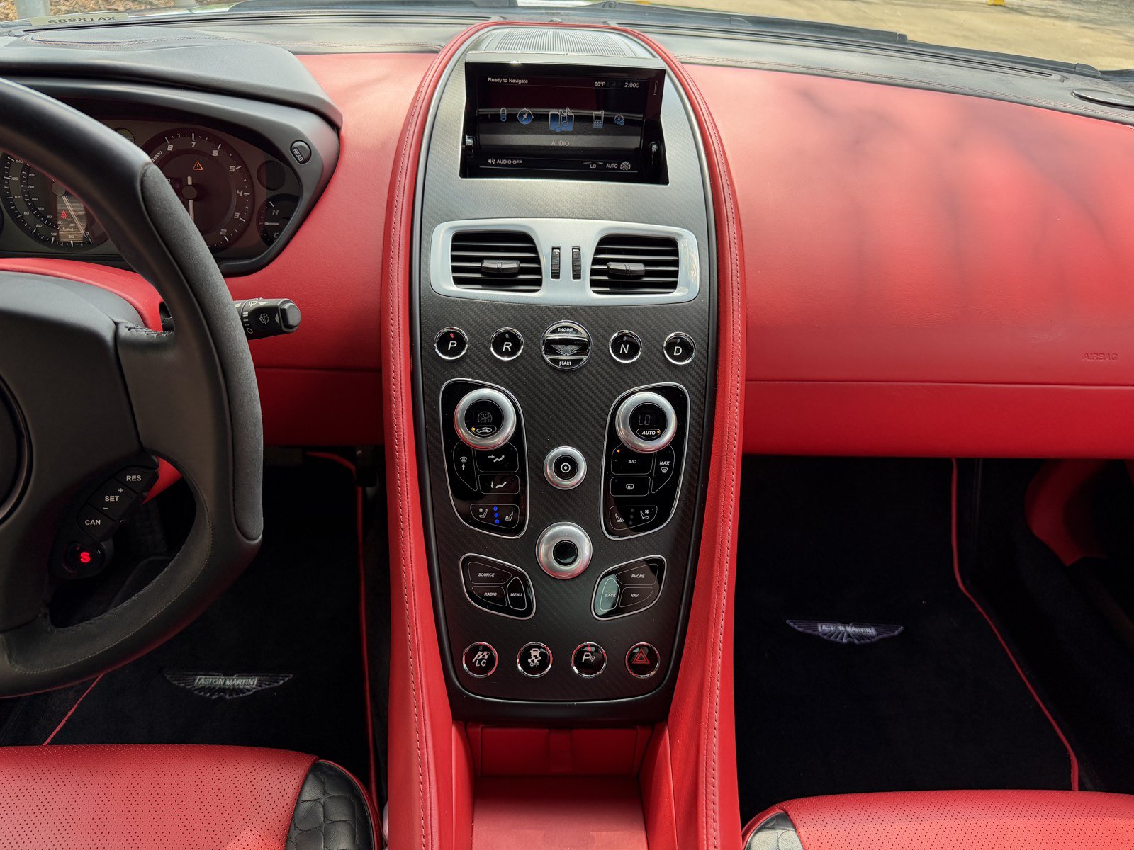 Used 2014 Aston Martin Vanquish Coupe RWD image 10