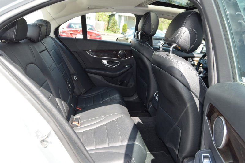 Used 2018 Mercedes-Benz C 300 4MATIC Sedan image 35