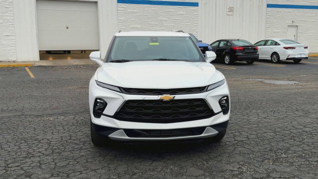 Certified 2024 Chevrolet Blazer LT w/ Convenience Package image 3
