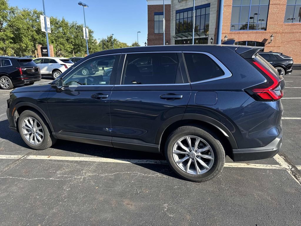 Used 2023 Honda CR-V EX image 4