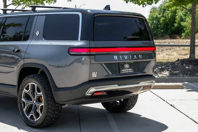 Used 2023 Rivian R1S Adventure AWD/4WD image 15