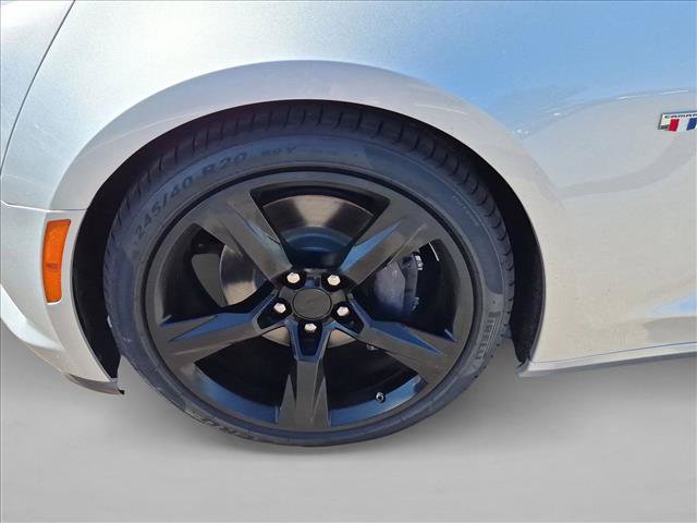 Used 2016 Chevrolet Camaro SS RWD image 21