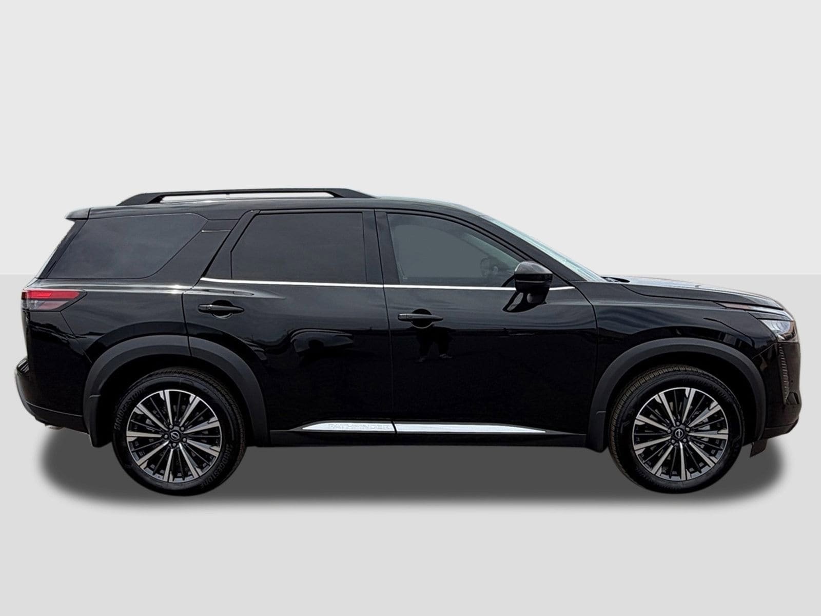 New 2026 Nissan Pathfinder Platinum FWD image 7